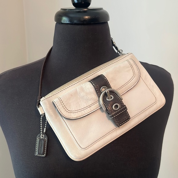 Coach Handbags - White Leather Coach Wristbag